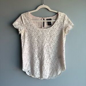 Aritzia Talula Lace Top
